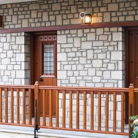 Κάλλος-Kallos Apartment Мецовон Экстерьер фото